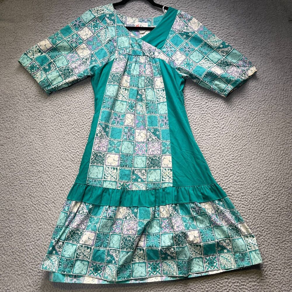 Vintage MuuMuu Hawaii Dress Womens Size P Sidan Short Sleeve